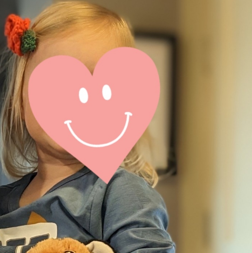 NWT Gorgeous Handmade Hair Clip, Carnation Flower. Crochet.